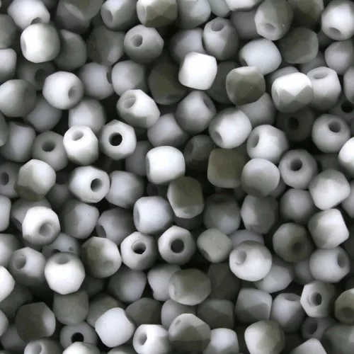 Faccette da 2 mm - Chalk White Valentinite opaco x50