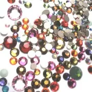 Abbinamento di strass da incollare PureCrystal x10gr