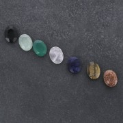 Cabochon ovale sfaccettato 8x6 mm Black Onyx x1