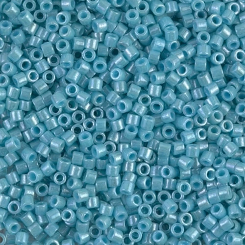 Miyuki Delica 10/0 DBM0217 - Opaco Turquoise Grein Luster x8g