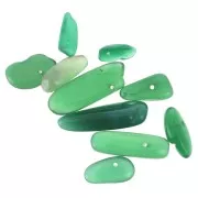 Gouttes irrégulières 12-22 mm imitation Agate verte x10