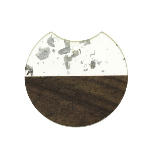 Pendente disque découpé 34x36.5 mm in resina imitazione legno con frammenti argentato x1