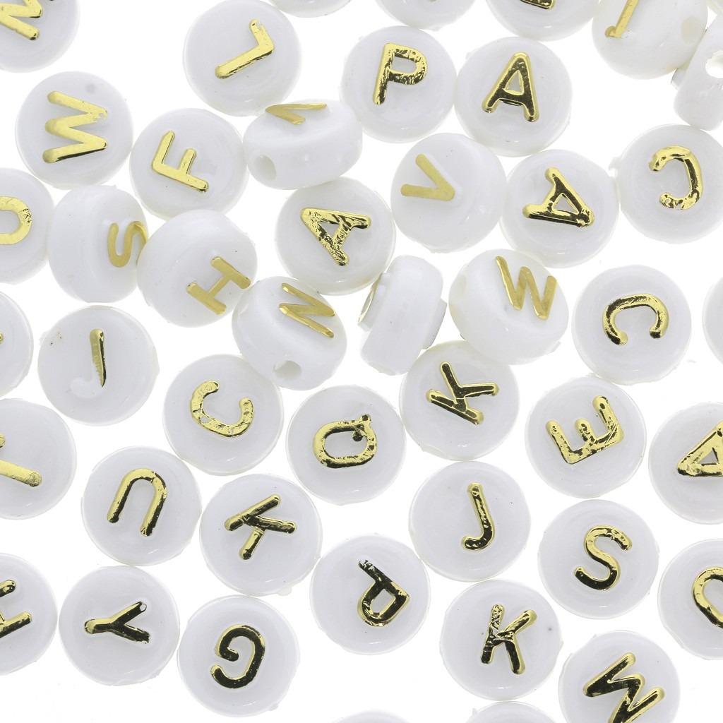 assortimento di 200 perline lettere in rilievo 9 5 mm bianco dorato
