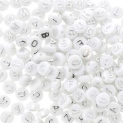 Assortimento di 200 perline- Lettere -in rilievo 9.5 mm - Bianco - Argentato|raw }}