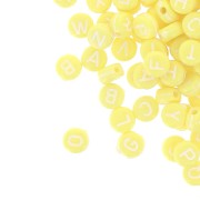 Assortimento di 200 perline- Lettere - 7 mm Giallo - Bianco