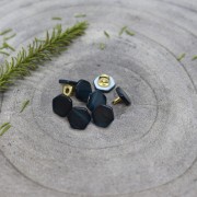 Bottone a coda in metallo-madreperla tinta- Atelier Brunette Quartz 10mm Forest x1|raw }}