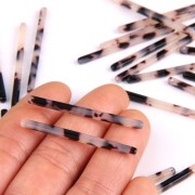 Pendente barra 40x2.5 mm - Squama di tartaruga - Beige - Nero x1