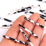 Pendente barra 40x2.5 mm - Squama di tartaruga - Nero - Bianco x1