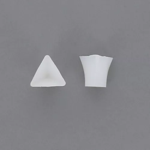 Stampo silicone per realizzare dei cabochon piramide 23x25 mm x1