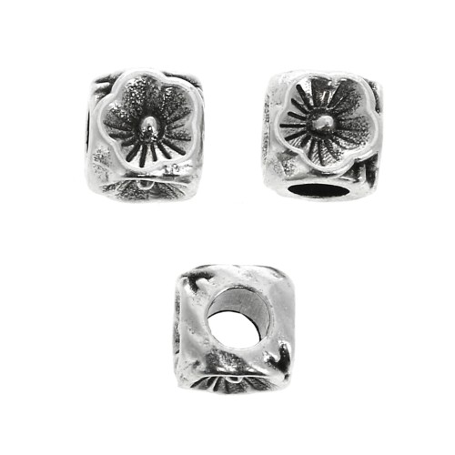 Perla cubo - modello fiore 5 mm - Placcatura Argento Antico x1