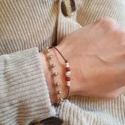 Perla lettera alfabeto tonda 6 mm - D - Placcato oro 3 micron x1