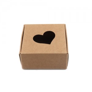 Scatola regalo in cartone fai da te con cuore scavato 5.5x5.5x2.5 cm Kraft x1