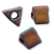 Miyuki Sharp triangles 5/0 STR5-2005 - Mat Met Dark Rasp. Iris x8g