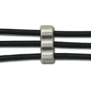 Passante per laccetto da mm. 3 Placcatura argento antico x1