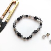 Perla testa di morte 8x6 mm imitazione Howlite tinta - Marrone x1