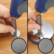 Blocco di metallo tondo 7.6 cm - Piastra piatta in acciaio con base in silicone x1