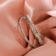 Orecchini effetto intracciato e liscio 50 mm - Dorato x2