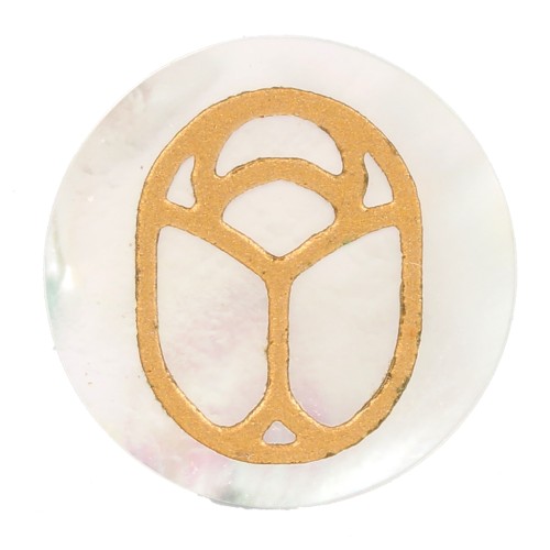 Cabochon tondo piatto 20mm scarabeo inciso in esclusiva Perle and Co Madreperla x1