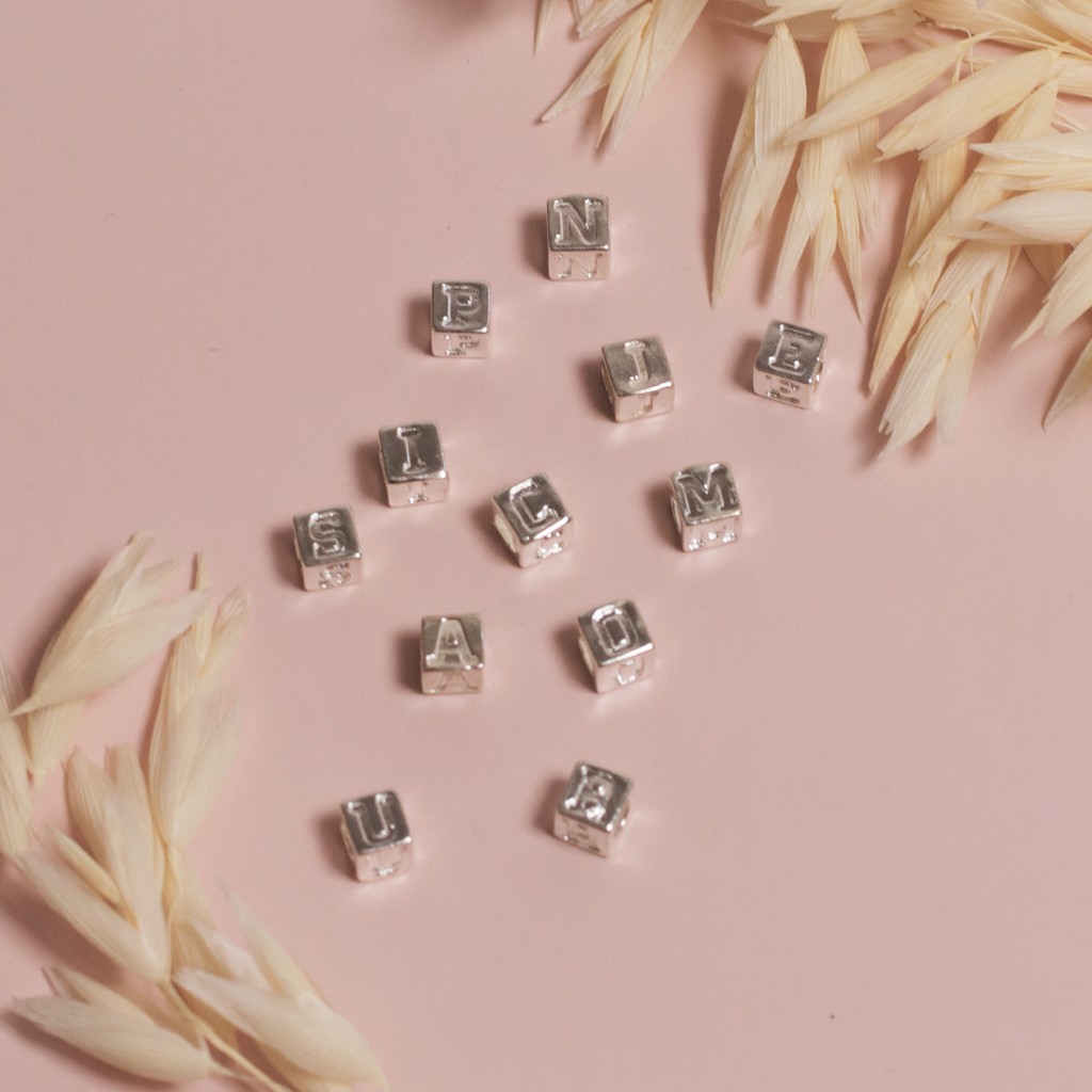 Perla alfabeto cubo 5 mm con foro grande - A - Argento 925 x1 - Perles & Co