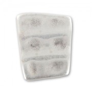 Passante irregolare per laccetto da mm. 2 Placcatura argento antico x1