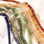 Perle di pietra semipreziosa Heishi 6x3 mm - Topazio Giada x38cm