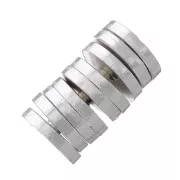 Perle rondelle Heishi- dischi piatti forati 4x0.7 mm Argentato x50