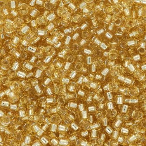 Toho Treasures mm. 1,8 TO1T22 - Light Topaz Silver Lined x8g