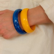 Bracciale spesso in resina opaca 68 mm - Giallo scuro x1