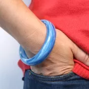Bracciale di 67,5 mm di spessore in resina trasparente - Blu marmorizzato x1