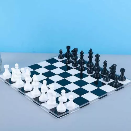 Stampo in silicone per realizzare una scacchiera di 31 cm in resina x1