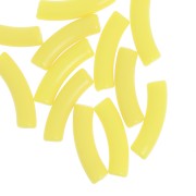 Perline tubolari curve 32x8 mm in acrilico opaco - Giallo x6