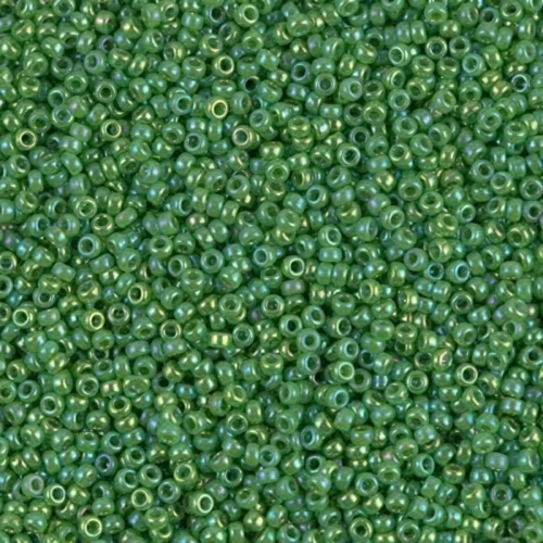 Rocaille Miyuki 15/0 0480 - Opaque Green AB x8g