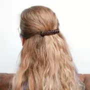 Fermaglio per capelli effetto intrecciato 85x17 mm in acrilico - Ambra marmorizzata x1
