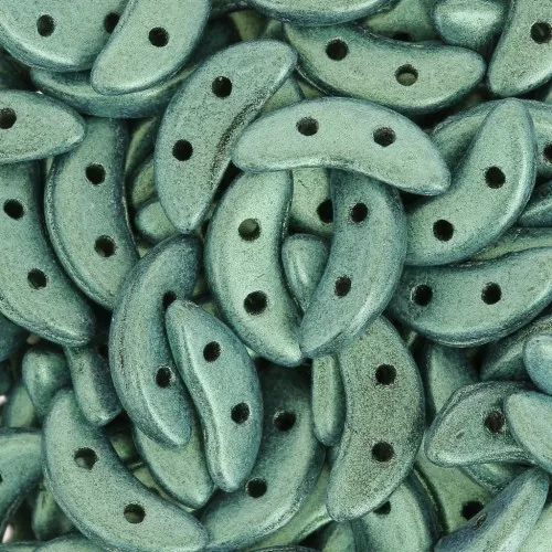 Czechmates Crescent 2 fori 3 x 10 mm Light Green Metallic Suede x5g
