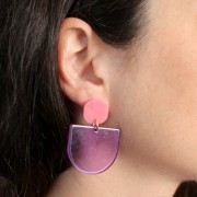 Pendente mezzaluna in acetato 29x33 mm - Viola astratto - Salmone x1