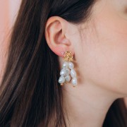 Orecchini perno tre fiori 13,2 mm Dorate con oro fino x2