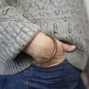 Bracciale in acrilico trasparente da 64 mm - Khaki x1