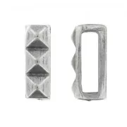 Passante decorazione rilievo per laccetto da mm. 10 argentato antico x