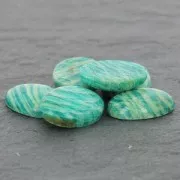 Cabochon ovale sfaccettato mm. 18x13 Amazonite striata x1