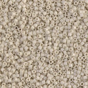 Miyuki Delica 11/0 DB0261-1 - Opaco Linen Luster x8g