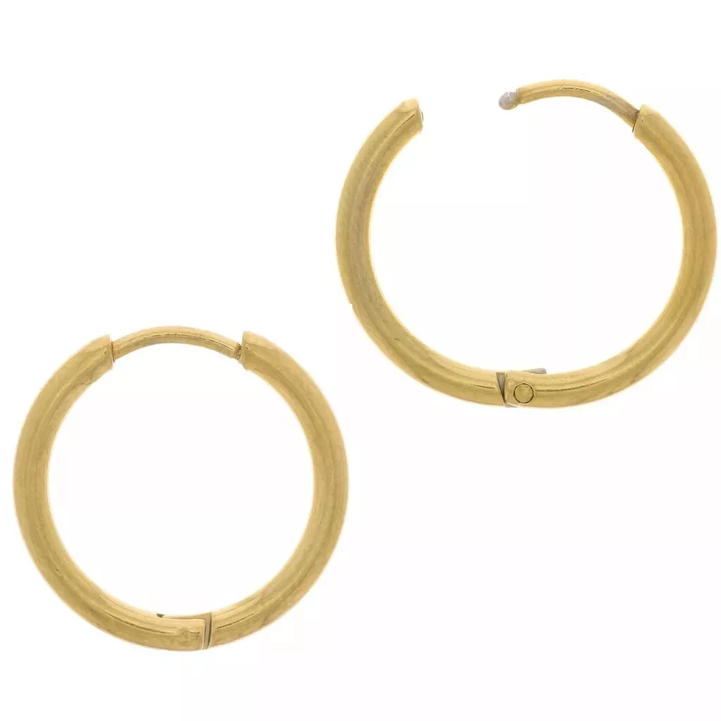 Modello Fanyue orecchini rotondi in acciaio inossidabile placcato oro reale 18K