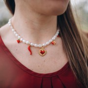 Ciondolo a cuore 9x7,5 mm in resina epossidica - Acciaio inossidabile 304L Dorato - Rosso x1