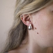 Orecchini tondi a goccia 24,5x15 mm in acrilico - Argento x2