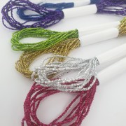 Filo metallizzato Petite Facets Kreinik per ricamo, 0,9 mm, blu zaffiro (051), 3 m