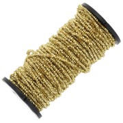 Filo metallico Petite Facets Kreinik per ricamo 1,3 mm Oro (002) x2,5m|raw }}