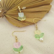 Set di 6 perle di vetro Tulipano - 14 mm - Fiore iridescente rosa - Blu