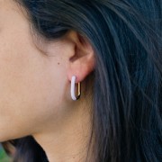 Orecchini a cerchio ovale 21x15 mm con resina epossidica - Acciaio inossidabile 304L - Oro - Bianco x2