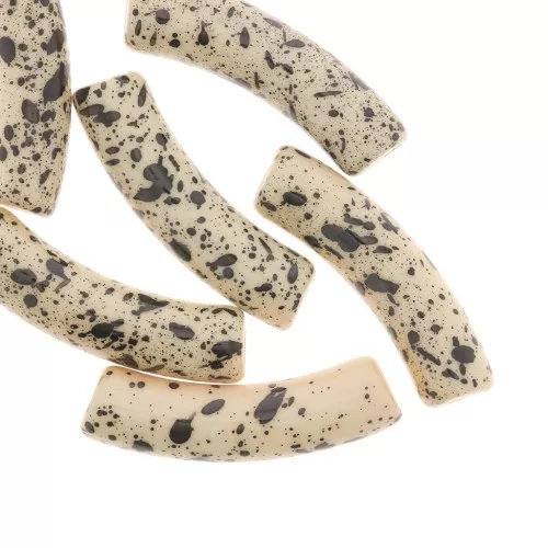 Perline tubolari curve 32x8 mm in acrilico opaco - Beige screziato di nero x6