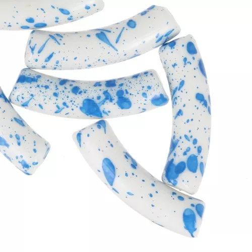 Perline tubolari curve 32x8 mm in acrilico opaco - Bianco screziato di blu x6