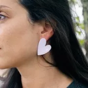 Orecchini a cuore 37x29 mm Resina epossidica - Acciaio inox316L dorato - Bianco x2